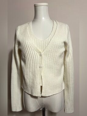 Song of Style Cream Ribbed V-Neck Button-Up Cardigan
